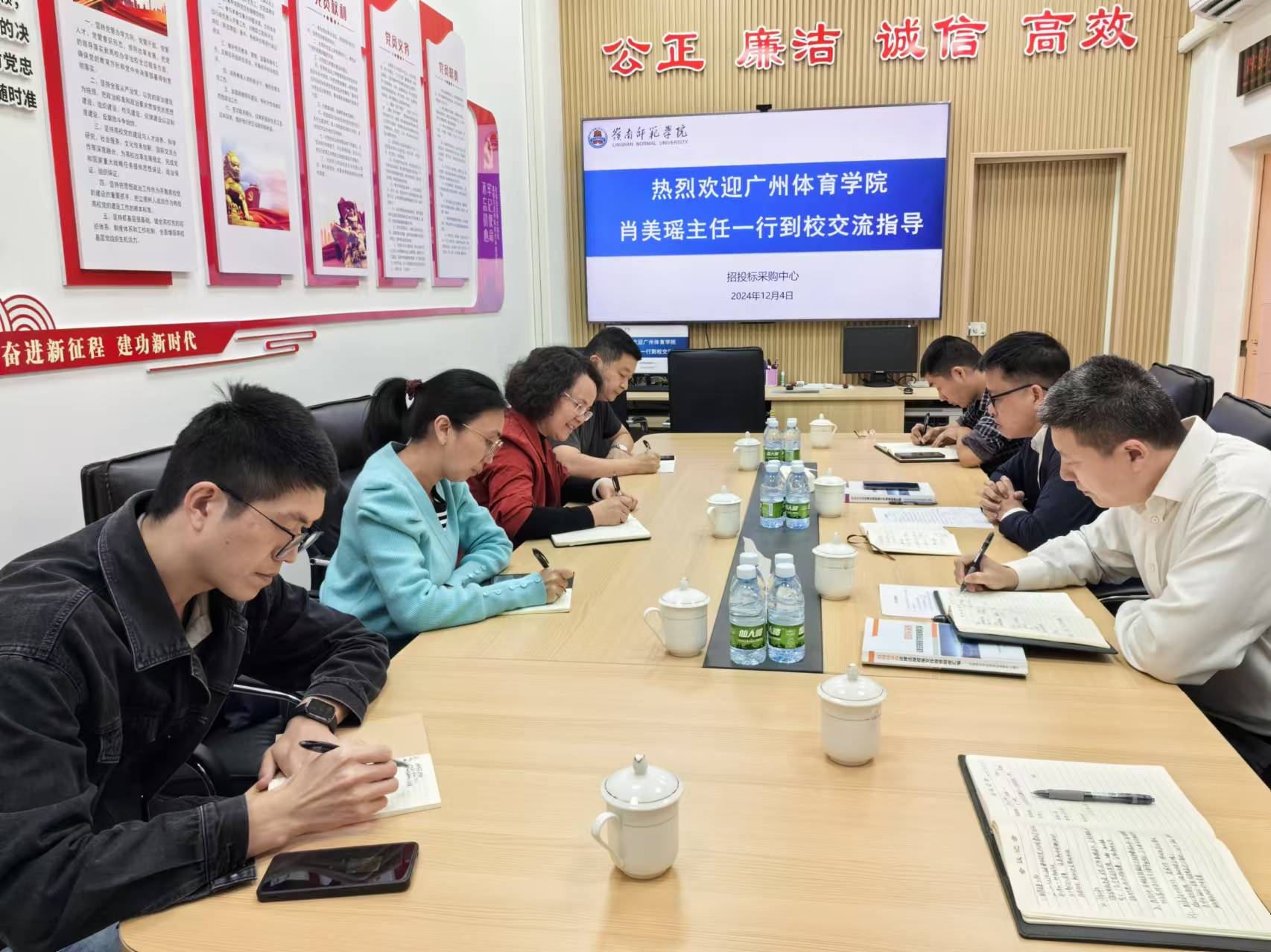 c190fe8a7ae1e6bc6acc5b4e573aa87.jpg c190fe8a7ae1e6bc6acc5b4e573aa87.jpg